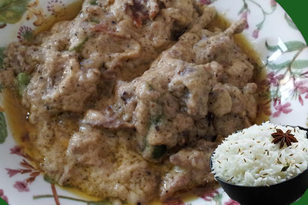 Kaali Mirchi Gosh With Plain Rice
